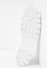 Converse CHUCK TAYLOR ALL STAR  biały