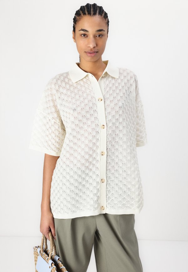 MOA SHIRT - Button-down blouse - cream3