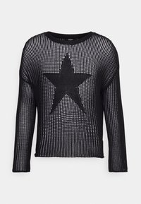 Schwarzer Strickpullover mit langen Ärmeln und einem großen Sternmuster. Offene Strickstruktur und gerippter Halsausschnitt. Lässiges Design.