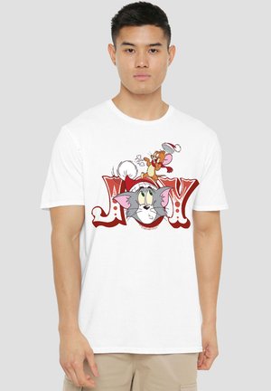 Weißes T-Shirt mit einem Grafikdesign eines cartoonhaften Katers und Mäuserichs in lebhaften Farben. Der Text "FREUDE" erscheint unter den Figuren in einer fettgedruckten Schrift.