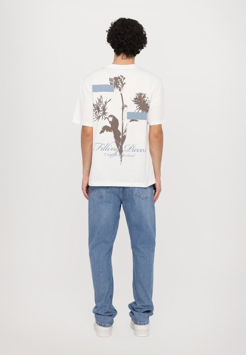 Filling Pieces - GARDENER UNISEX - T-Shirt print - white, Vergrößern