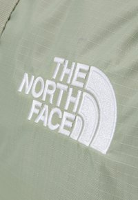 The North Face BOREALIS - Saco de mão - tea green/gravel