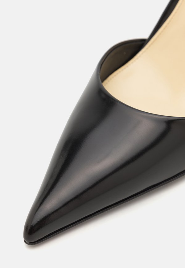 SLASH ANKLE STRAP - Classic heels3