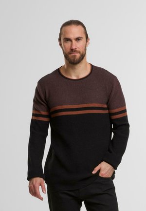 - Sweter