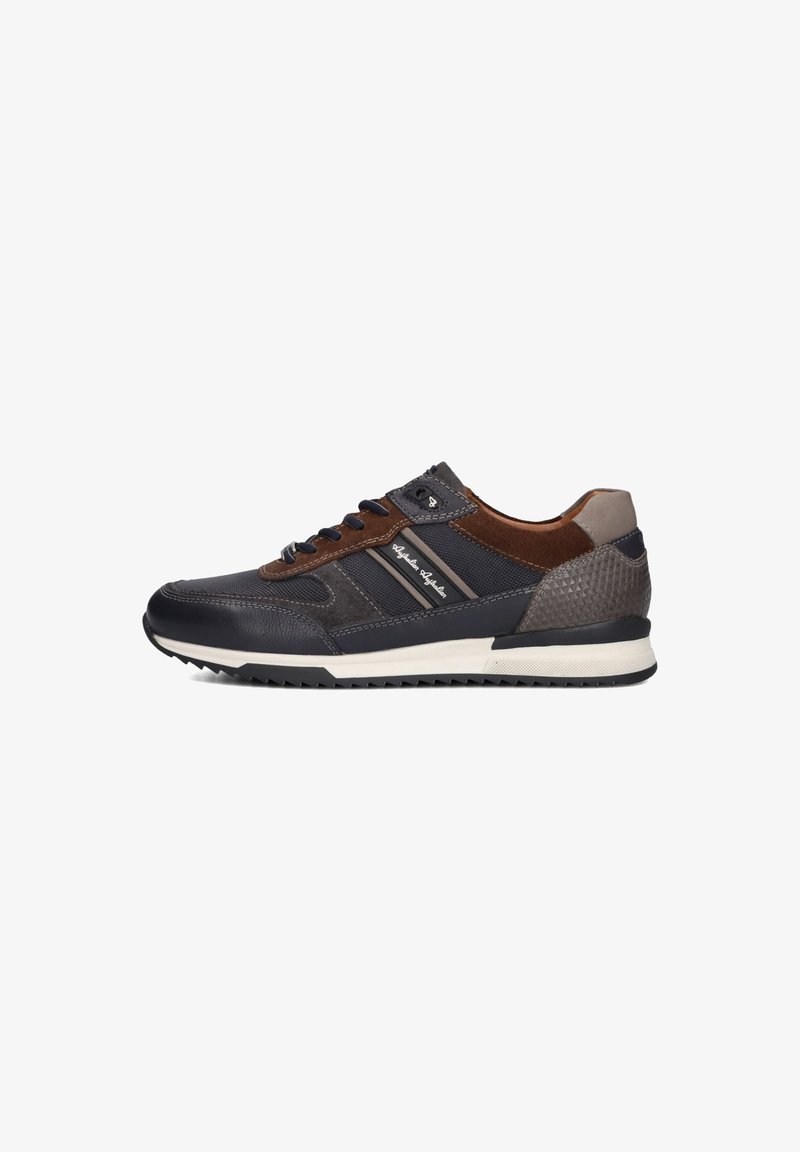 Men's sneaker in black leather and brown suede. Features mesh panels, two-tone design, and textured gray heel. Lace-up closure, rubber outsole.