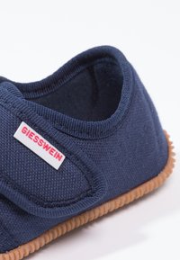 Giesswein SENSCHEID - Kapcie