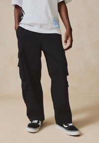 Next REGULAR FIT - Pantaloni cargo - black