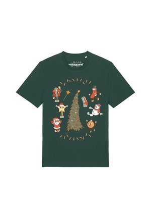 T-shirt vert foncé avec un sapin de Noël décoré entouré de personnages de fête en dessin animé et de guirlandes lumineuses.