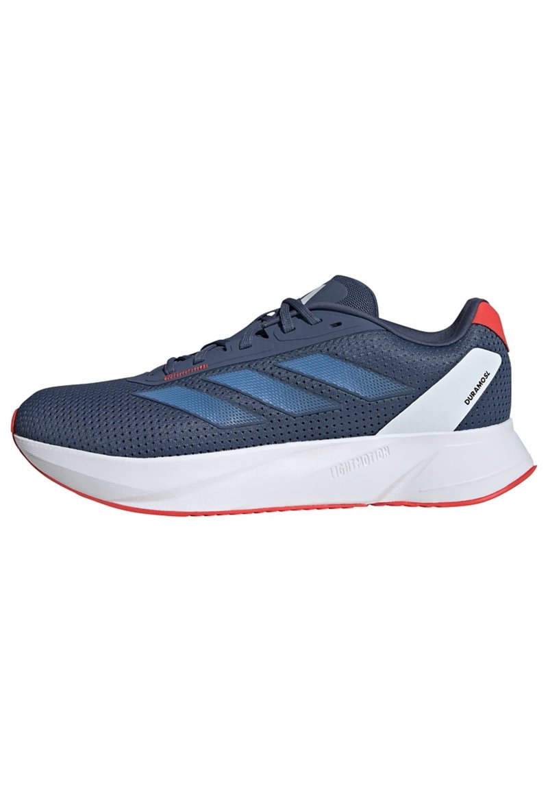 Scarpa sportiva blu navy con tomaia in rete, tre strisce azzurre, suola in gomma bianca e dettagli rossi sul tallone e sulla suola.