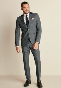 Next Trousers - Suit Trousers  Regular Fit - Habitbukser - grey