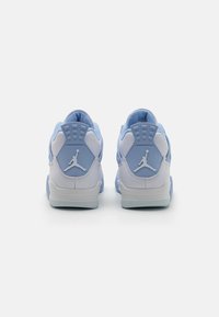 Jordan AIR JORDAN RETRO Sneaker high white/aluminum/blue