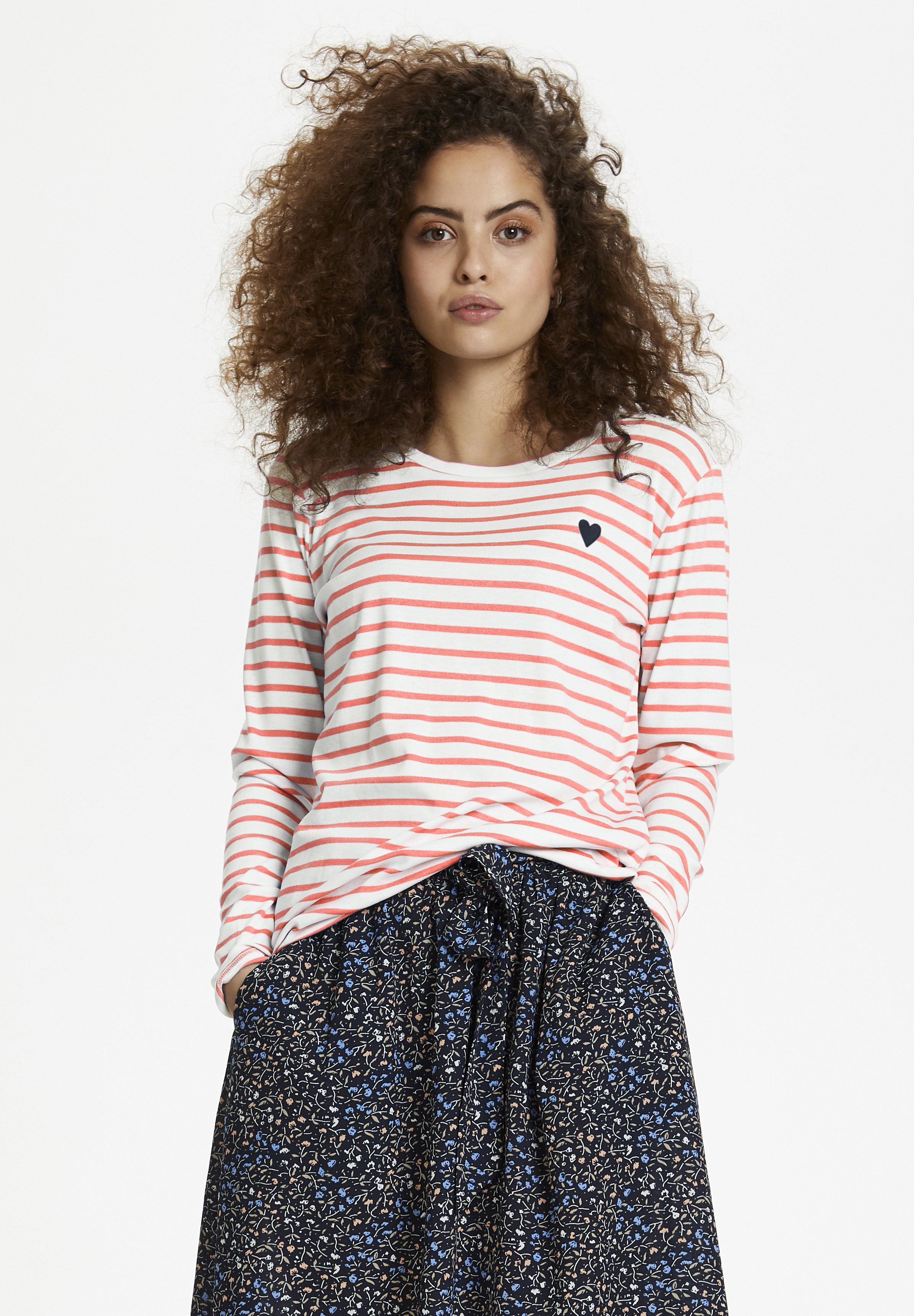 Kaffe LIDDY Longsleeve living coralchalk Zalando.nl Kaffe LIDDY Longsleeve living coralchalk Zalando.nl