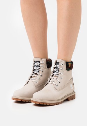 6IN HERT CUPSOLE - Lace-up ankle boots - light taupe