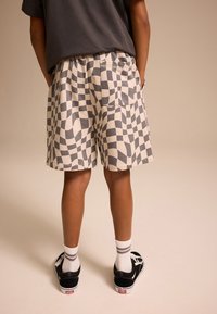 Unausgewählt, black white checkerboard