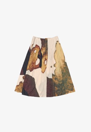 Pleated skirt made of textured fabric featuring an abstract pattern in earthy tones of brown, cream, and green. Mid-length cut with a waistband.