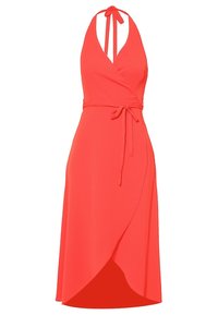 Robe rouge à col licou avec un décolleté en V, design portefeuille, ceinture à nouer soi-même et ourlet fluide. Fabriquée en tissu léger.