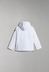 Veste blanche imperméable avec une capuche, à manches longues et un cordon de serrage au niveau du cou. Texture lisse et design minimaliste.