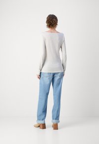 Marc O'Polo LONG SLEEVE BOAT NECK - Ilgarankovis viršutinės dalies drabužis - light granite melange