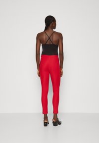 Patrizia Pepe PANTALONI TROUSERS - Nohavice - red heart
