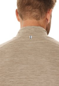Endurance Langarmshirt - fallen rock