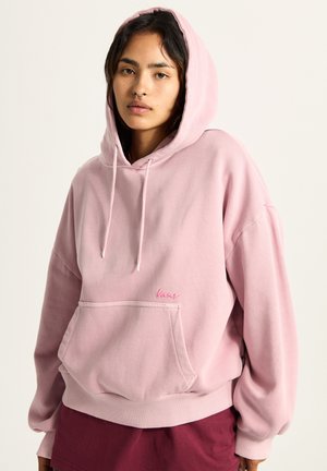 Felpa rosa con cappuccio, tasca frontale, vestibilità comoda, orlo a costine e cappuccio con cordino. Piccolo logo ricamato in rosa sul petto.