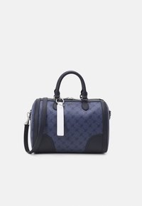 Sac à main bleu foncé avec un motif texturé, de forme ronde, accents en cuir, double poignées, bandoulière amovible et une étiquette de marque.