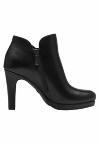 Bota de tornozelo preta de salto alto, feita de couro liso, com fecho lateral, bico apontado e design de sola contornada.
