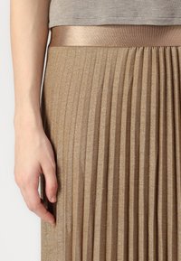 JDY JDYAMALFI MIDI PLEAT SKIRT - Maxisukňa - sepia tint