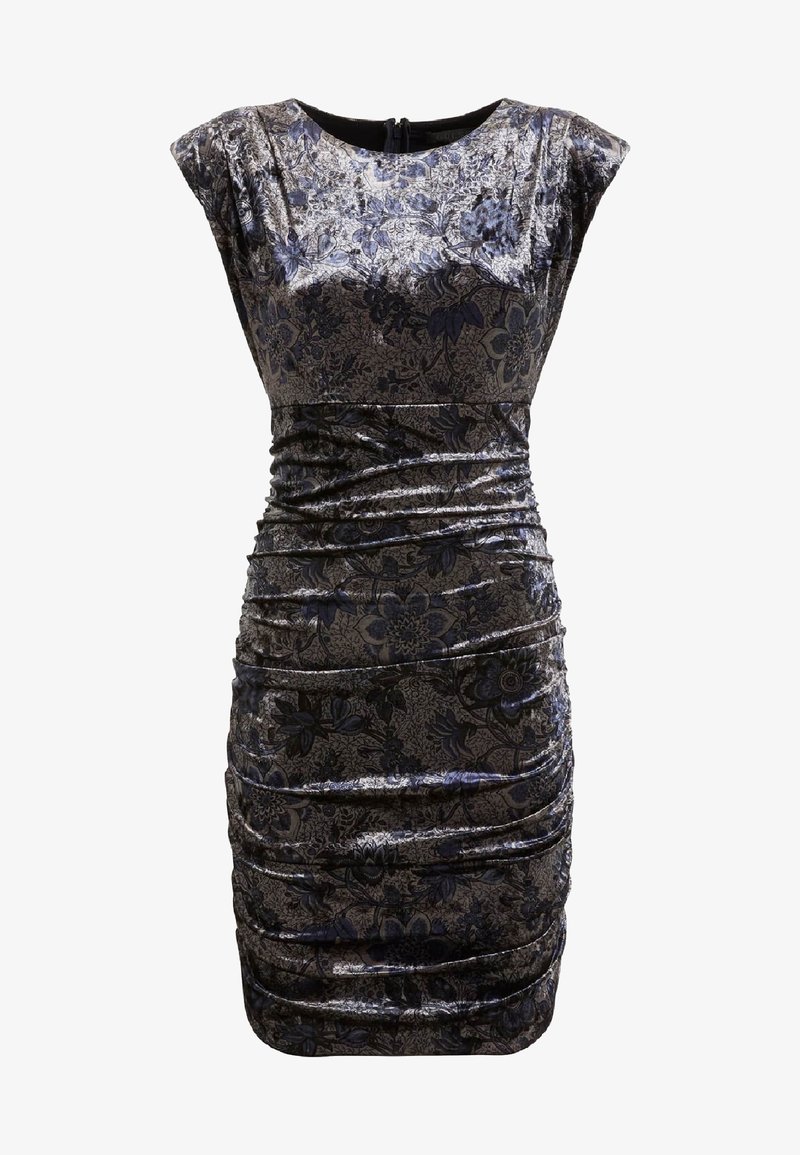 Robe cintrée sans manches avec côtés froncés, motif floral foncé dans des nuances de gris et de bleu, et encolure ronde avec fermeture éclair au dos.