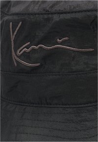 Karl Kani SIGNATURE FISHERMAN - Šešir - anthracite