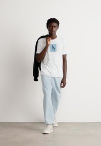 Calvin Klein Jeans EASY FIT  - Relaxed fit jeans - charlie indigo