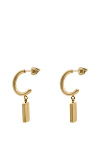 Gullige hoop øreringer med en glat, blank finish. Hver ørering har en rektangulær vedhæng, der hænger fra en cirkulær hoop.