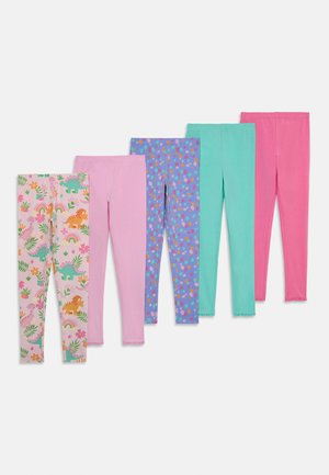 Cinq paires de leggings : une avec un imprimé de dinosaures, deux en couleurs unies rose et bleu-vert, une avec des pois sur un fond violet et une violette unie.