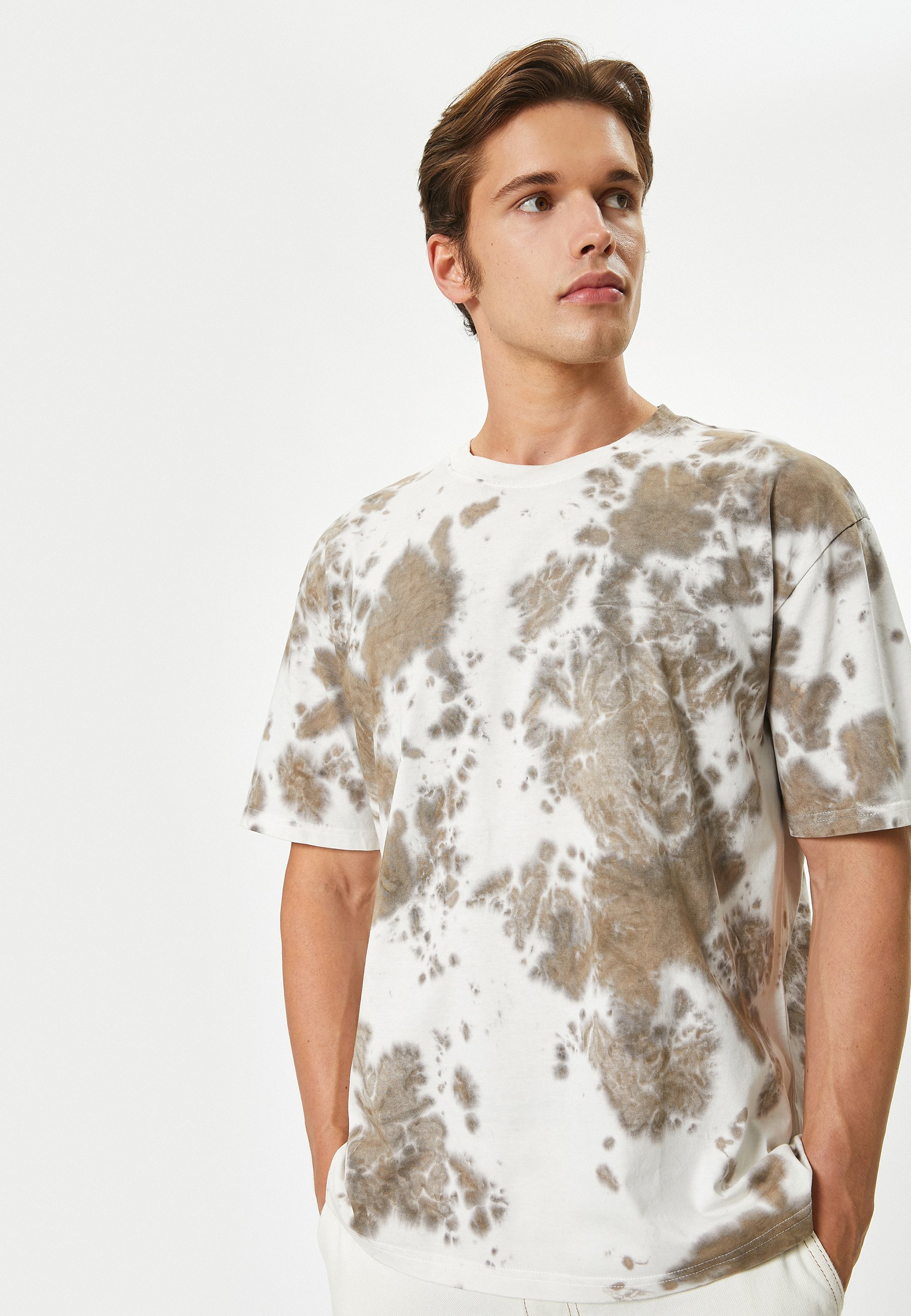 Koton Herren T-Shirt – Basic Camouflage Print, Crew Neck, Aus Baumwolle, Maschinenwaschbar, Größe XL, Weiß