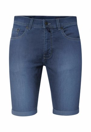 Mittlere blaue Jeansshorts mit umgeschlagenen Bündchen, Vorderknopf und Reißverschluss, Gürtelschlaufen und fünf Taschen.
