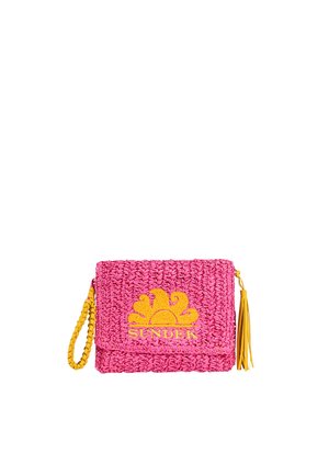 Pochette rosa intrecciata con logo sole giallo, cinturino intrecciato per polso e chiusura lampo con nappina.