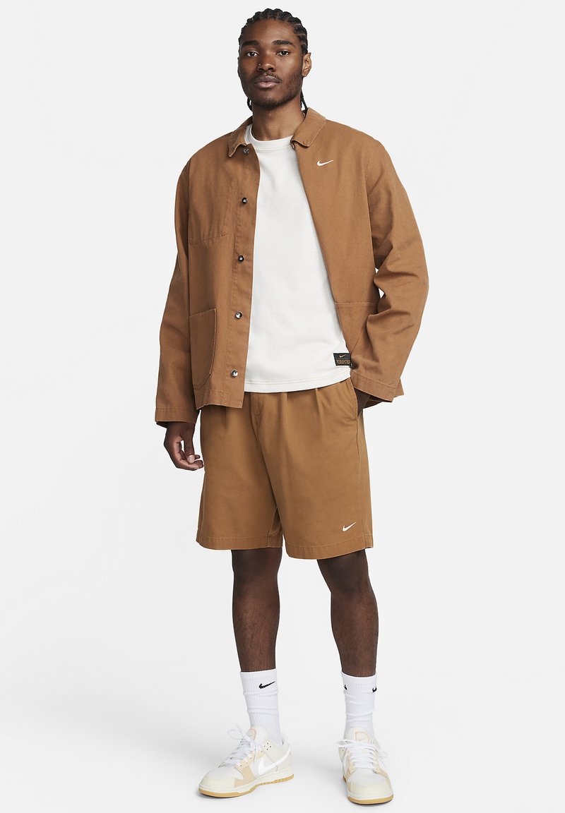 Nike Sportswear T-shirt basic crème Nike Sportswear T-shirt basic crème