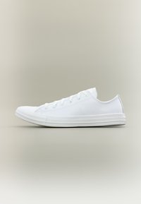 Nevybráno, white monochrome