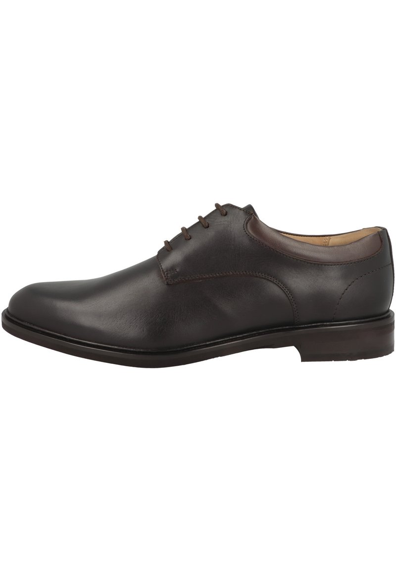 Bruine leren dresshoe met een gladde afwerking, ronde neus, vijf oogjes voor de veters en een lage, eenvoudige hak. Geen extra accenten of patronen.