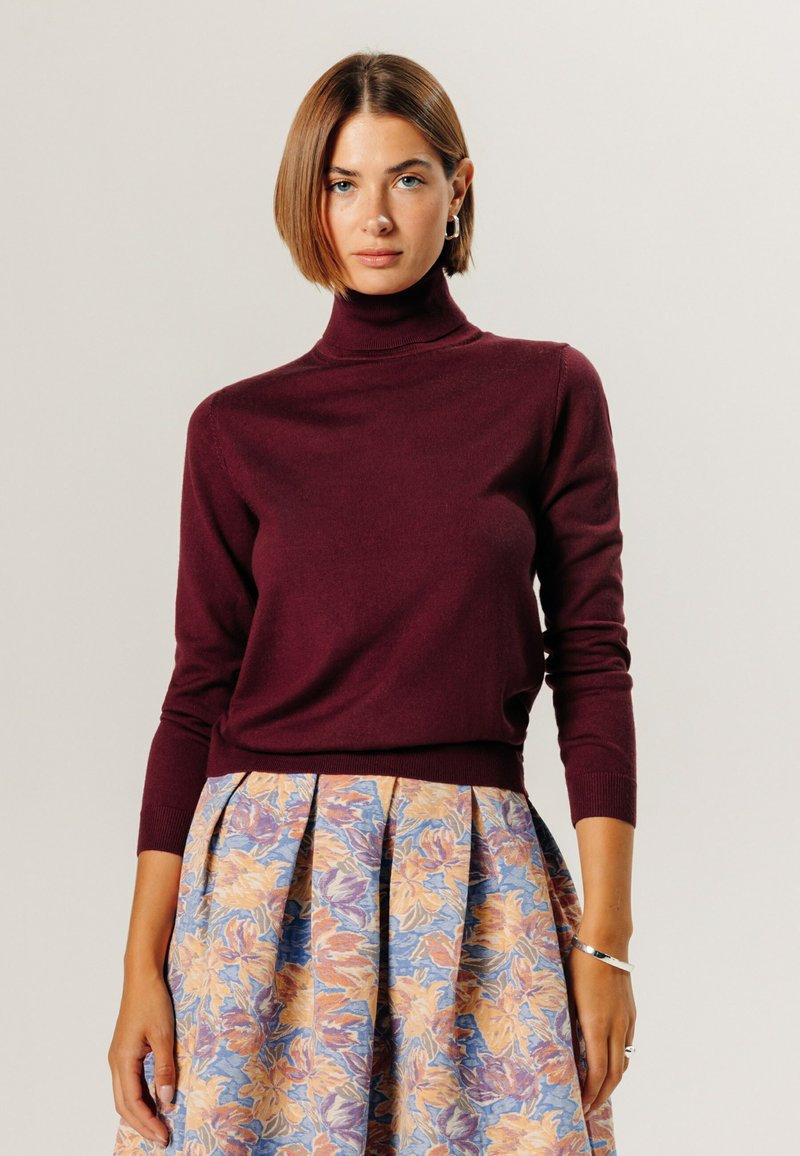 Rodier TURTLENECK - Strickpullover - bordeaux