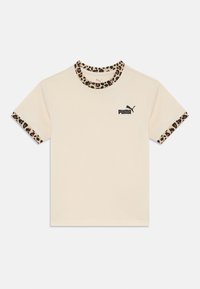 Beige T-krekls ar leopardu raksta apaļa kakla izgriezumu un piedurkņu maliņām. Melna Puma logo uz krūtīm. Izgatavots no kokvilnas materiāla. Standarta piegriezums.