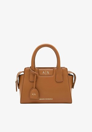 Bolso de mano de cuero marrón de Armani Exchange con dos asas, una etiqueta colgante y letras del logo en tono dorado en el frente.
