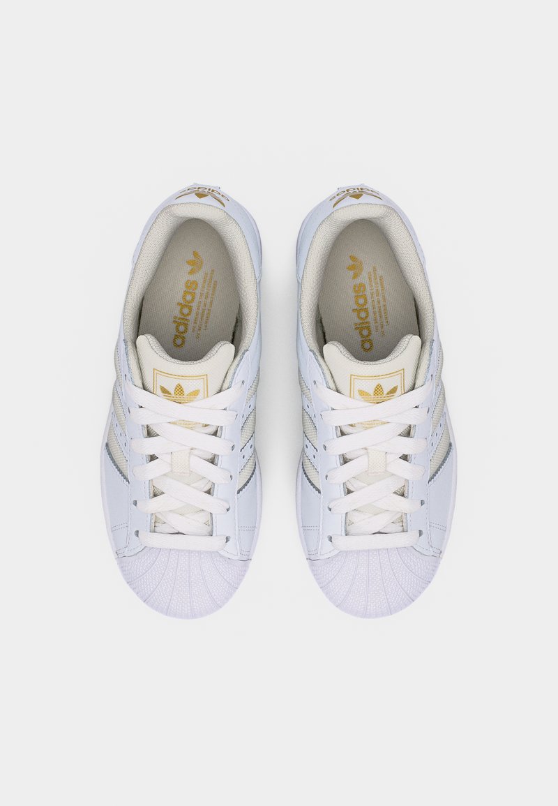 adidas Originals SUPERSTAR II UNISEX - Trainers - footwear white/gold-coloured metallic/grey one/white - Zalando.ie adidas Originals SUPERSTAR II UNISEX - Trainers - footwear white/gold-coloured metallic/grey one/white - Zalando.ie