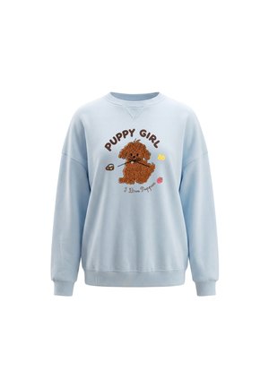 Lyseblå sweatshirt med illustration af en brun fluffy hvalp og tekst "Puppy Girl" og "I Love Puppies" på fronten.