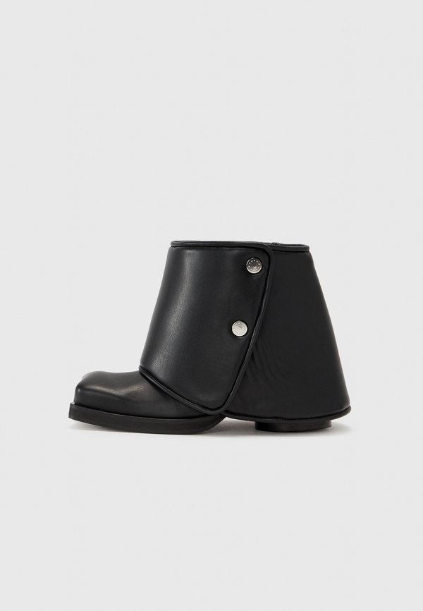 EMRIK  - Classic ankle boots