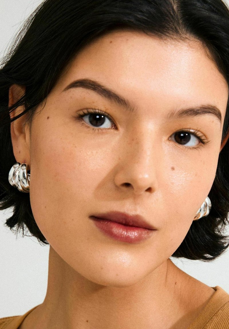 Pilgrim DAMIA - Earrings - silver-coloured