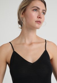 Hanro SPAGHETTI - Tílko - black