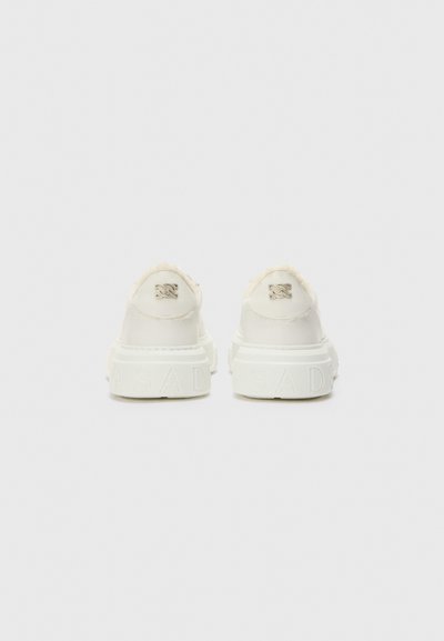 Casadei OFFROAD VALSENA - Baskets basses - white