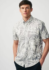Next SHORT SLEEVE REGULAR FIT - Skjorter - grey