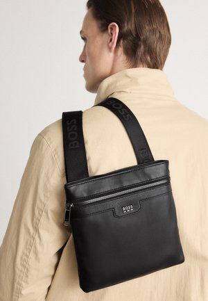 BOSS JARETH ENVELOPE UNISEX - Skuldertasker - black